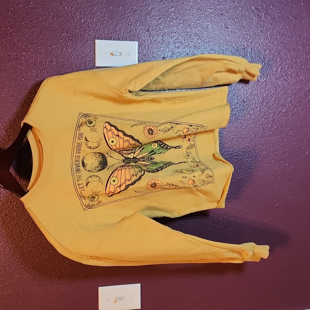 Sweatshirt